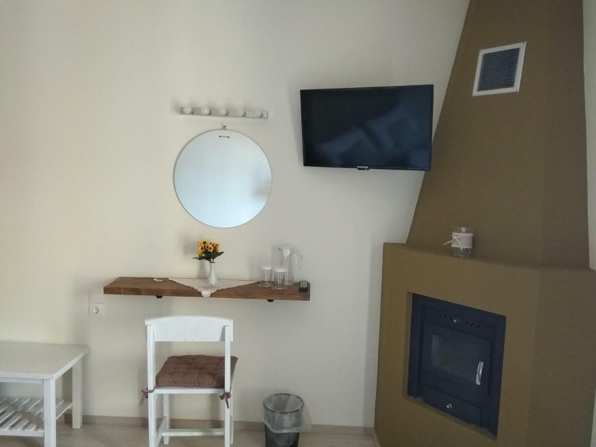 Karavos Hotel Portariá Buitenkant foto