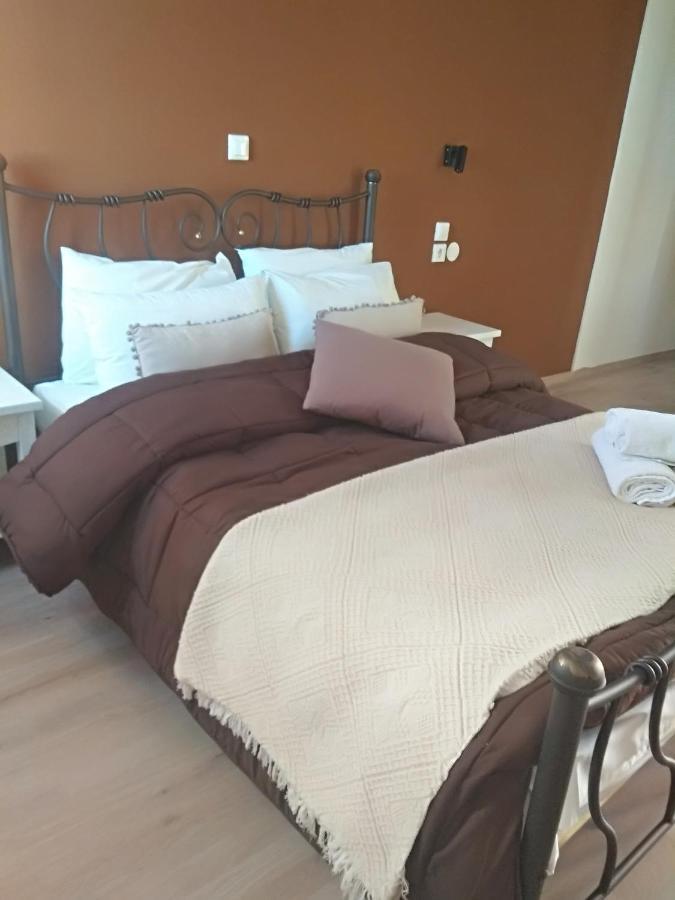 Karavos Hotel Portariá Buitenkant foto