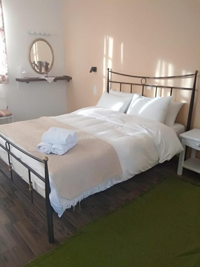 Karavos Hotel Portariá Buitenkant foto